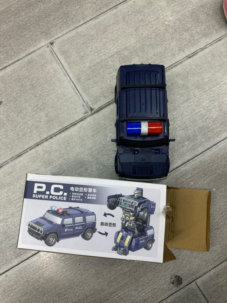 P.C. Super Police Transforming Robot Car